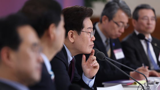 李 "중동상황 정리시기 알기 어렵다"…자문회의, 원전 활용 건의(종합)