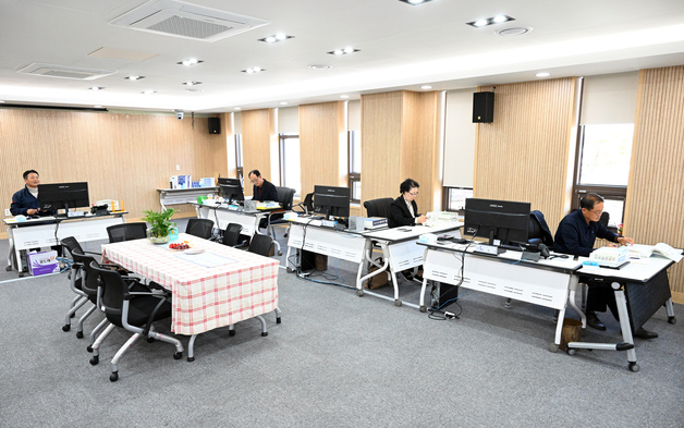 보령시의회 '2025회계연도 결산 검사 위원' 격려