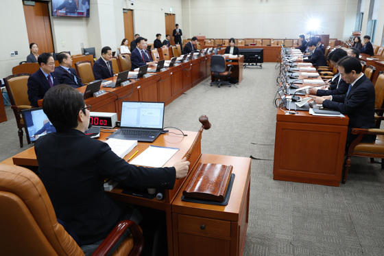 재정경제기획위원회 전체회의