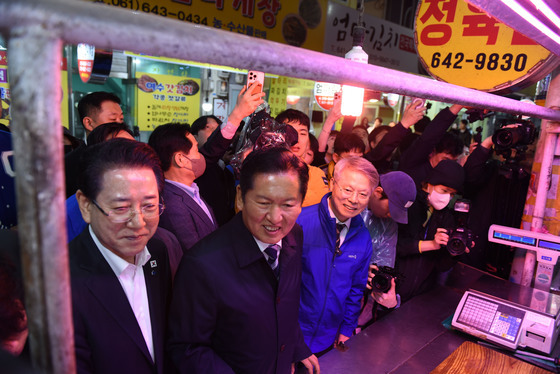 정청래, 호남 1박2일 민심잡기…광양·여수·광주 돌며 "정경밀착"(종합)