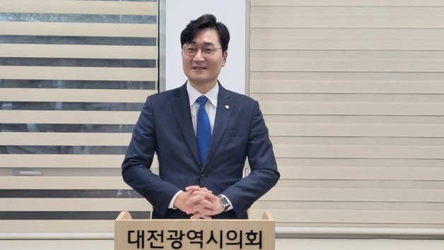 장철민 경선 후보 "늑대 탈출 1시간 지나 신고…골든타임 놓쳐"