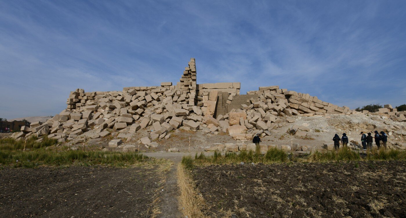 본문 이미지 - 라메세움 신전 탑문 전경(국가유산청 제공)