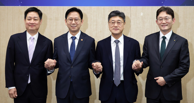 "통신사 해킹사태 뼈아픈 교훈 삼아야…환골탈태 필요"