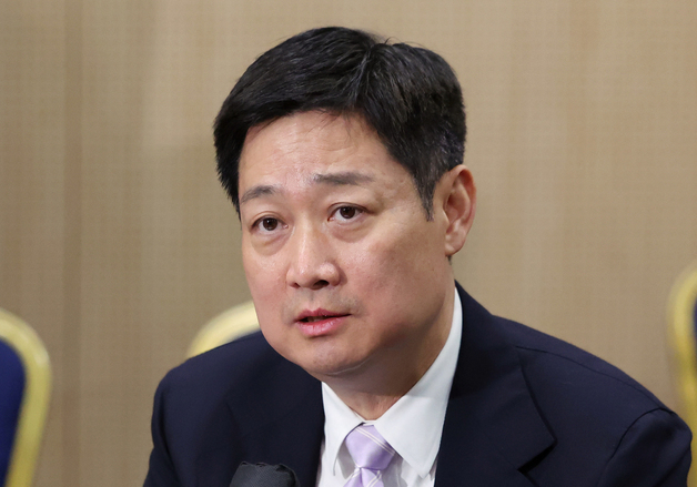 모두발언하는 홍범식 LG 유플러스 대표