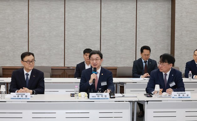 8월부터 소상공인 대출 심사, 담보·보증 대신 '성장성' 평가한다