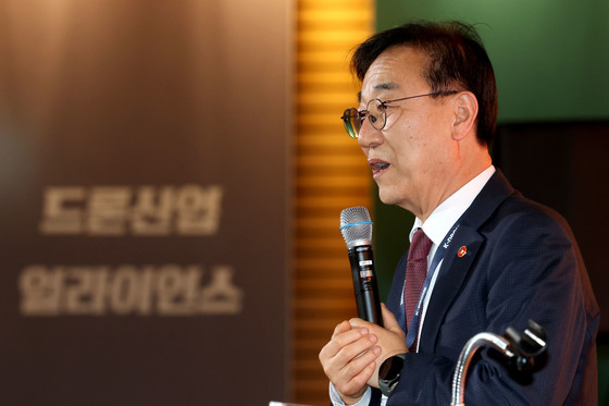 환영사하는 김윤덕 장관