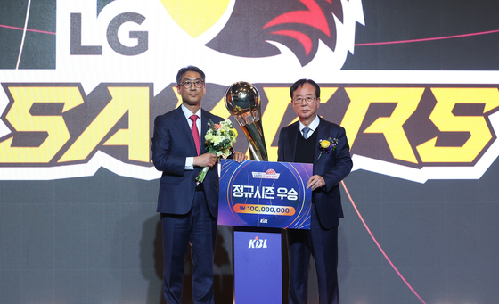 12년 만에 정규리그 우승 차지한 창원 LG