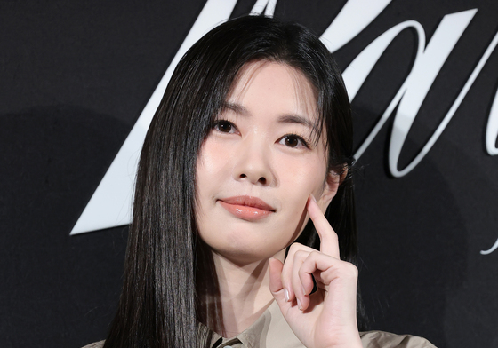 정소민, 볼 콕 애교