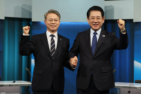 與 전남광주특별시장 결선 투표 시작…민형배 vs 김영록 승자는?