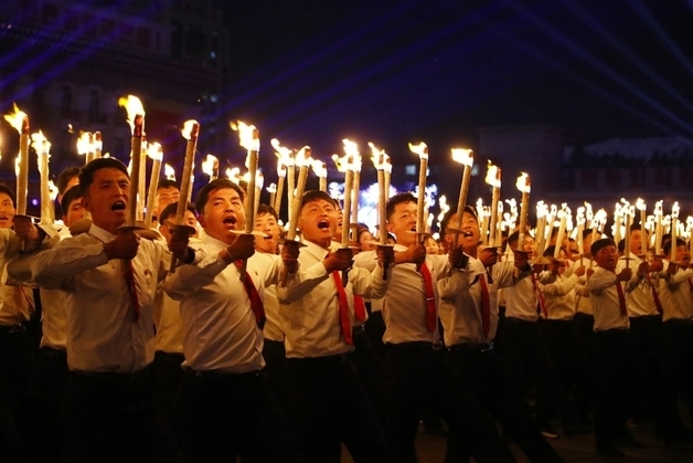 청년동맹 대회 5년만 개최…日 개헌 시도에 "전쟁국으로의 질주" 비난[데일리 북한]