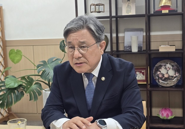 허민 청장 "높이 71.9m 고집 안 해…높이 조정 가능성 열려 있다"