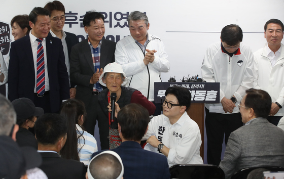 찰밥 할머니 소개하는 한동훈