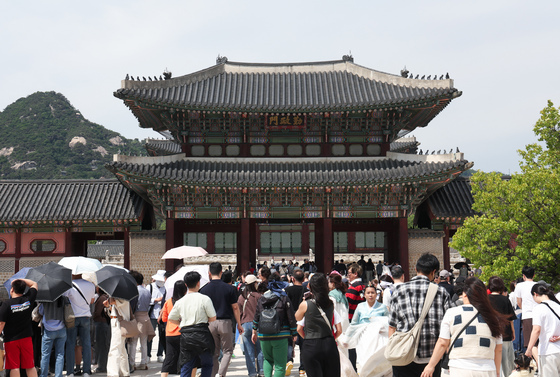 내일 전국 대부분 비, 남부 최대 60㎜…돌풍·우박 주의