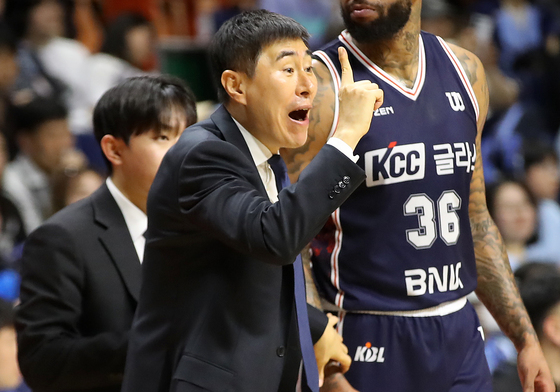 우승까지 1승 남은 이상민 KCC 감독 "오늘 경기가 마지막"