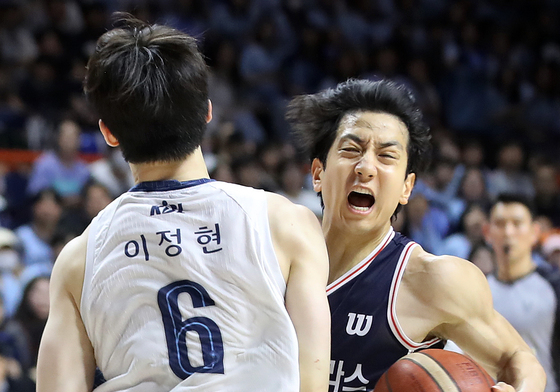 허훈 '뚫어야 해'