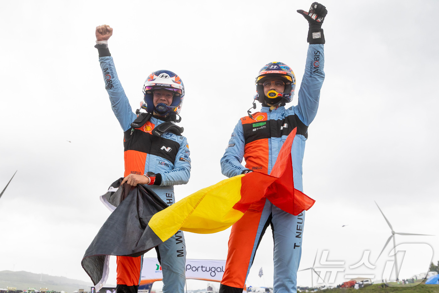 (서울=뉴스1) = 현대자동차가 WRC 2026시즌 첫 우승과 '2026 TCR 월드투어' 개막전 우승을 동시에 달성하는 쾌거를 이뤘다고 11일 밝혔다. 사진은 7일부터 10일(현 …