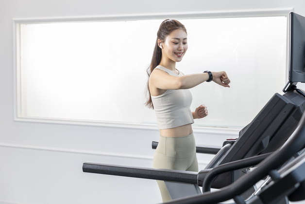 '좋아하는 음악' 틀고 운동, 6분 늦게 지쳤다…핀란드 연구진 분석
