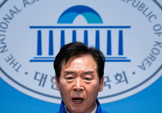 투표 독려하는 오중기 민주당 경북지사 후보