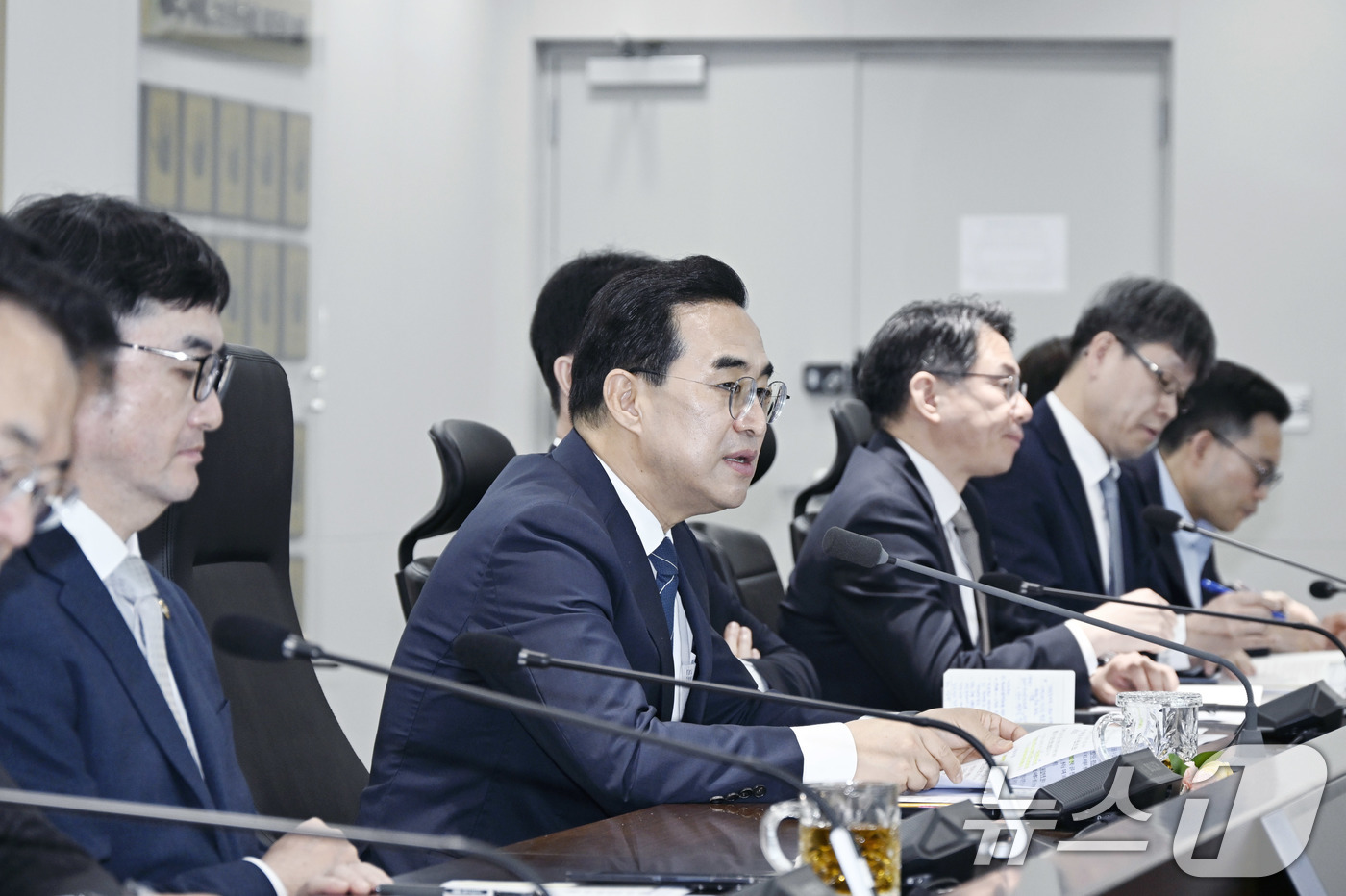 (서울=뉴스1) = 박홍근 기획예산처 장관이 11일 정부세종청사에서 열린 기획예산처 확대간부회의를 주재하고 있다. (기획예산처 제공. 재판매 및 DB 금지) 2026.5.11/뉴스 …