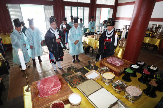 수원향교, 춘기 석전대제 봉행