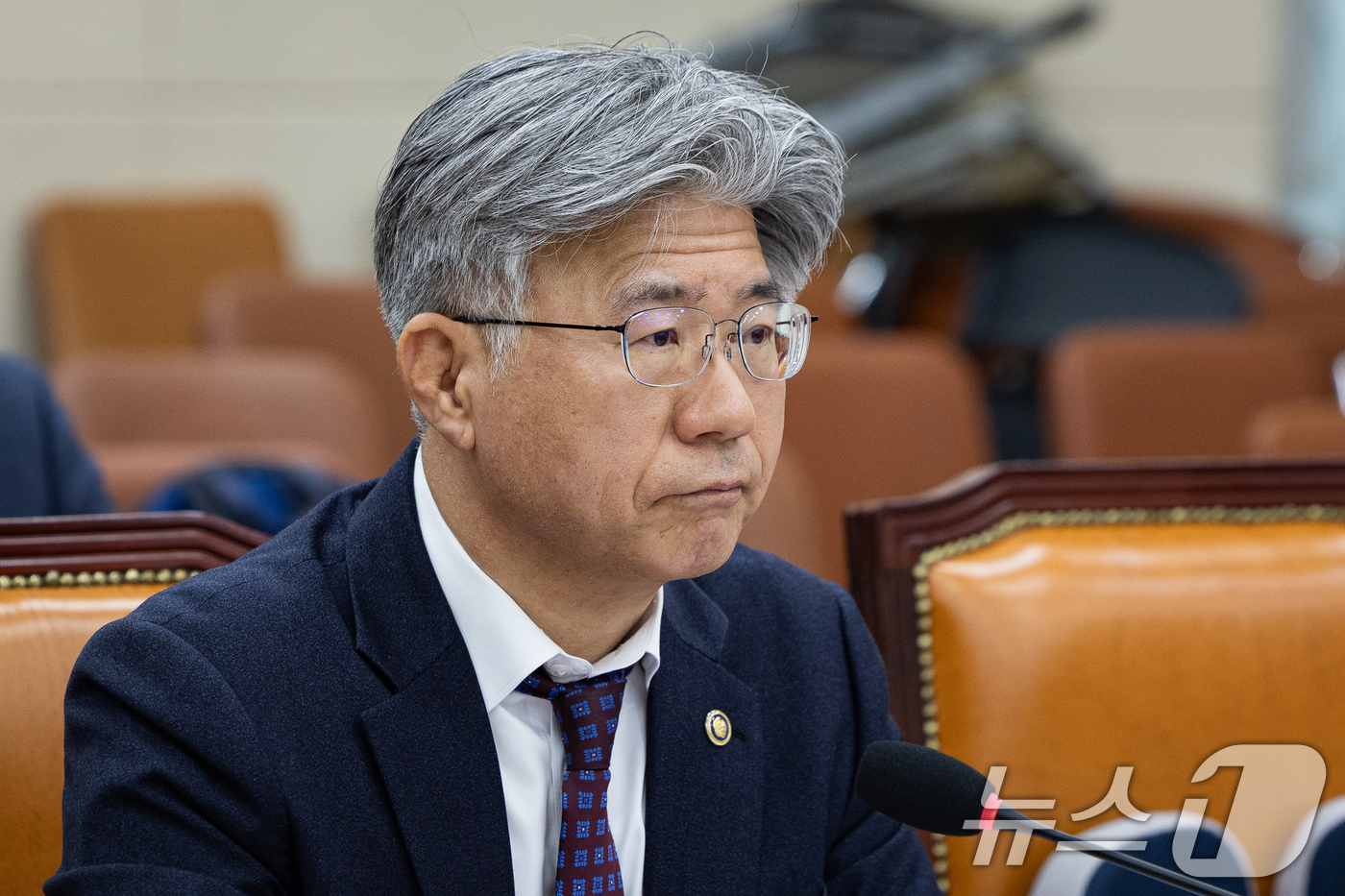 (서울=뉴스1) 유승관 기자 = 남동일 공정거래위원회 부위원장이 11일 서울 여의도 국회에서 열린 제435회 국회(임시회) 정무위원회 제1차 법안심사제2소위원회에 출석해 회의를 지 …