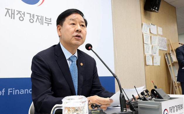 구윤철 "외환시장 24시간·역외 원화결제…외환제도 틀 근본 개혁"