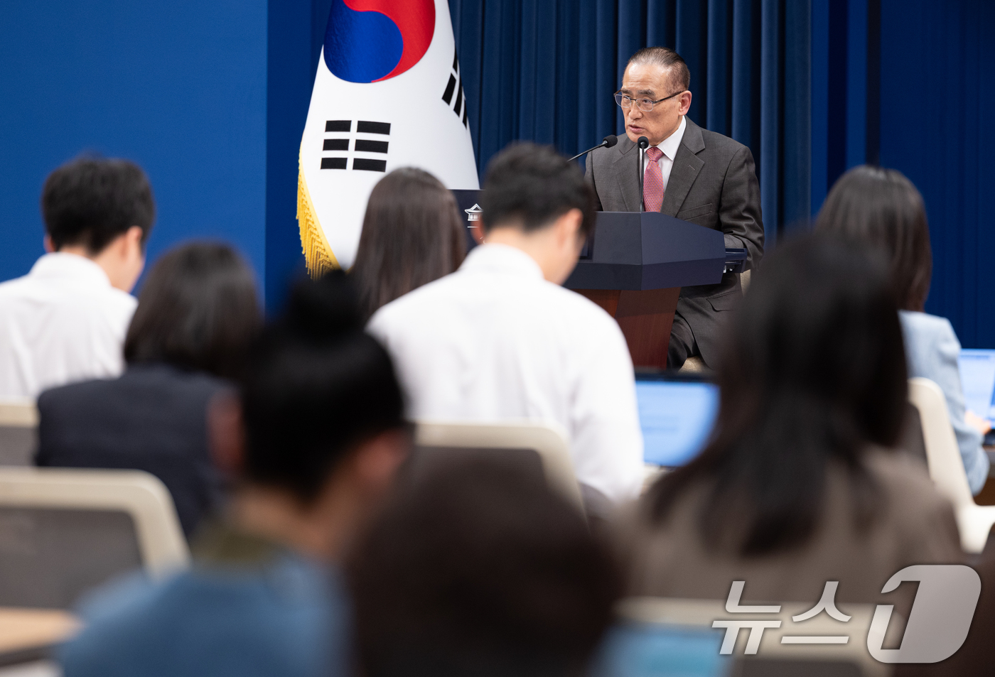 (서울=뉴스1) 이재명 기자 = 위성락 국가안보실장이 11일 청와대 춘추관에서 열린 기자간담회에서 발언을 하고 있다. 2026.5.11/뉴스1