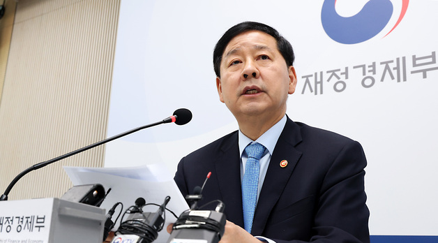 구윤철 "올해 성장률 2% 넘을 것…물가·부동산 최우선 대응"