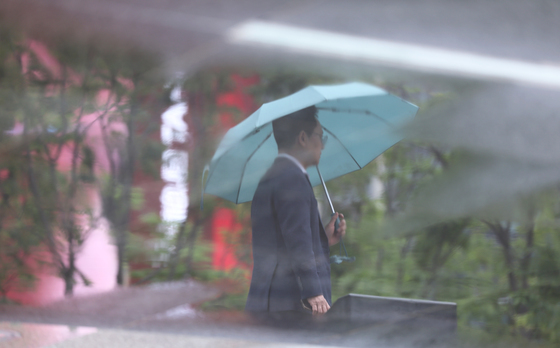 내일 최대 70㎜·수도권 40㎜ 비…시간당 30㎜ '집중호우' 퍼붓는 곳도