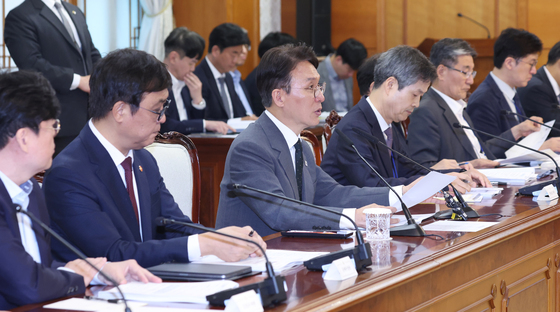 김민석 총리,  국제개발협력위원회 주재