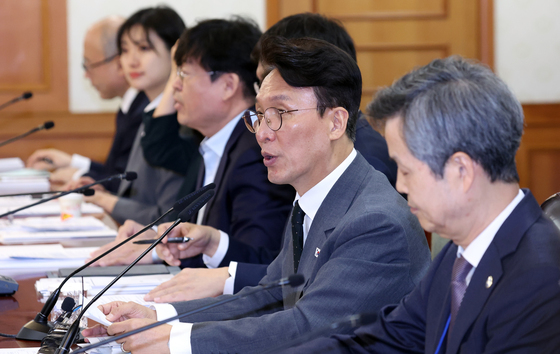발언하는 김민석 총리