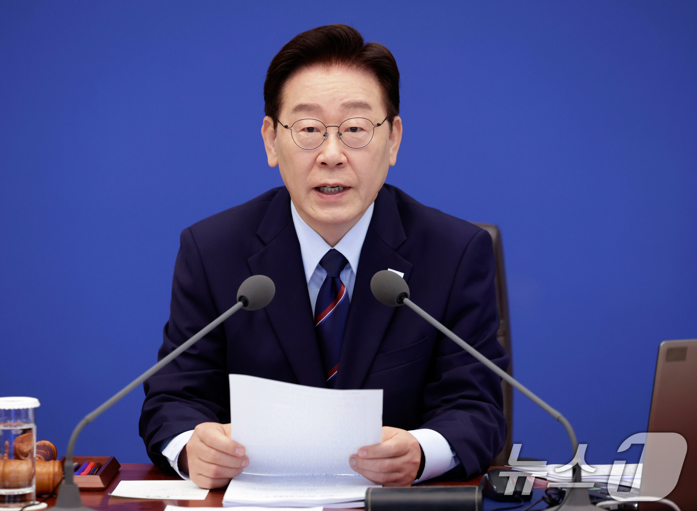 (서울=뉴스1) 허경 기자 = 이재명 대통령이 12일 청와대에서 열린 비상경제점검회의 겸 국무회의에서 발언하고 있다. (청와대통신사진기자단) 2026.5.12/뉴스1