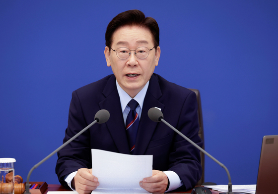국무회의 발언하는 이재명 대통령