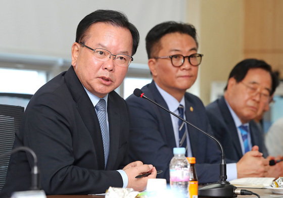 대구경북기계협동조합 찾은 김부겸