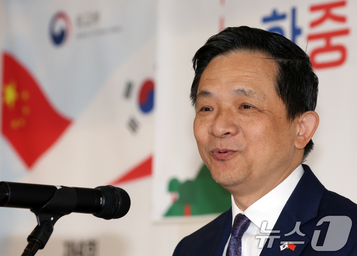 (서울=뉴스1) 김명섭 기자 = 다이빙 주한중국대사가 12일 서울 종로구 정부서울청사 별관 외교부에서 열린 제4회 한중 청년 미래 우호증진단 발대식에서 축사를 하고 있다. 2026 …