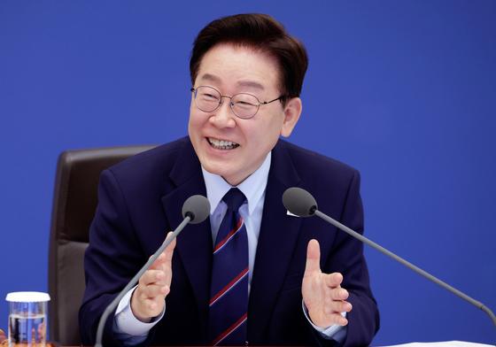 국무회의 발언하는 이재명 대통령