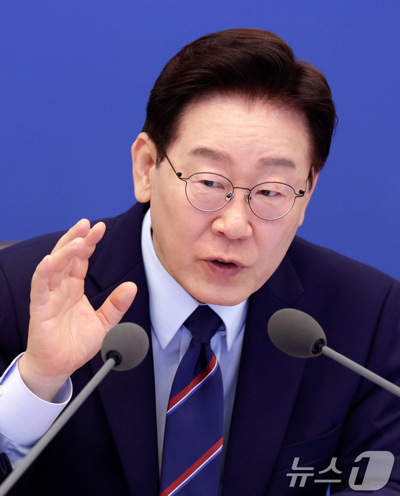 (서울=뉴스1) 허경 기자 = 이재명 대통령이 12일 청와대에서 열린 비상경제점검회의 겸 국무회의에서 발언하고 있다. (청와대통신사진기자단) 2026.5.12/뉴스1