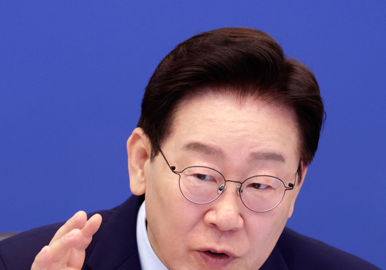 국무회의 발언하는 이재명 대통령