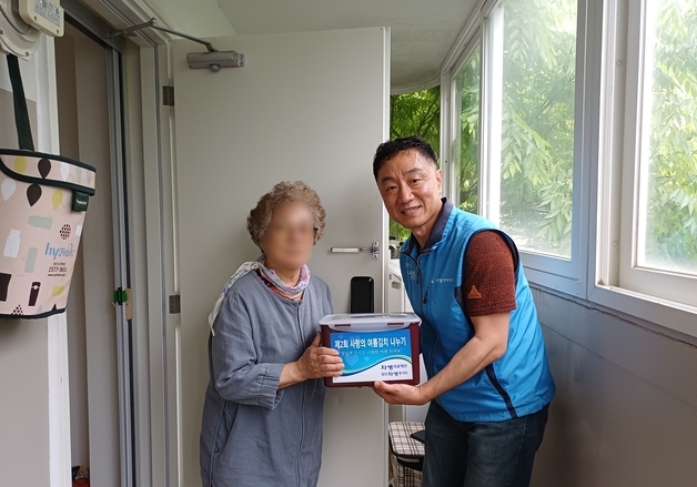일산자생한방병원, 취약계층에 '사랑의 물김치' 나눔