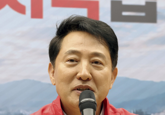 인사말하는 오세훈 후보