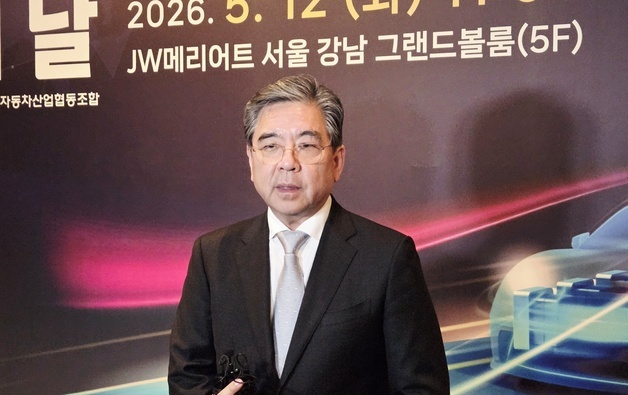 장재훈 "中 전기차 만만치 않아…안전·품질·고객 경험 통해 경쟁"