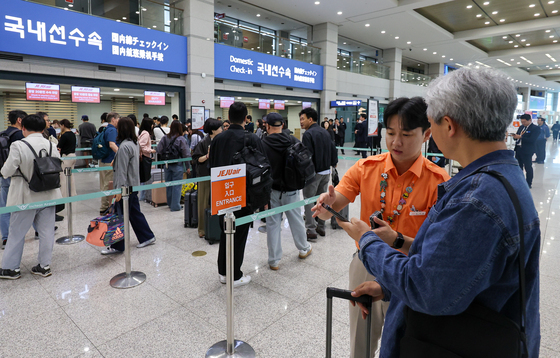 10년만에 열린 인천-제주 하늘길