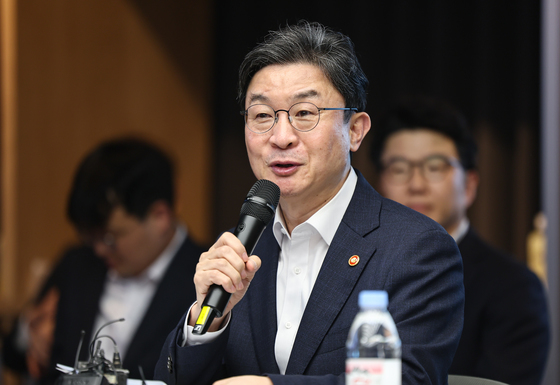 이억원 위원장, AI 반도체 기업 간담회 인사말