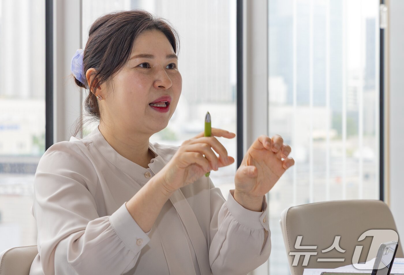 본문 이미지 - 법무법인 새별의 윤민선 파트너 변호사가 지난달 12일 서울 서초구에 있는 새별 사무실에서 뉴스1과 인터뷰를 하고 있다. 2026.5.12 ⓒ 뉴스1 최지환 기자