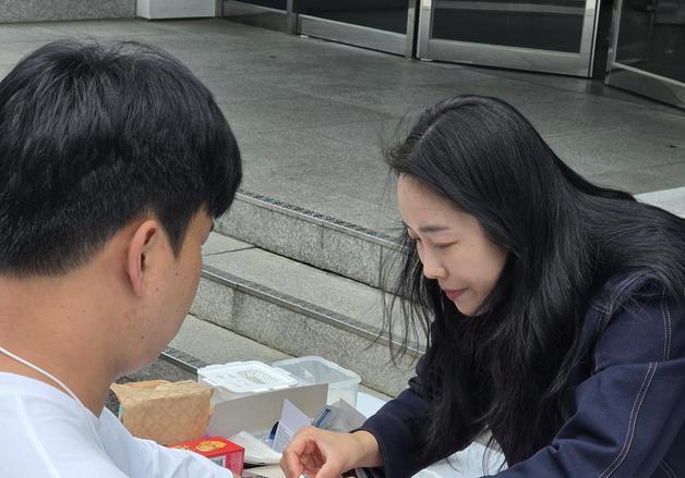 LG엔솔 임직원, 헌혈 나눔·조혈모세포 기증 모집 캠페인