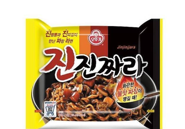 [단독]'진진짜라' 접은 오뚜기…'짜슐랭'으로 3천억 짜장라면 시장 정조준