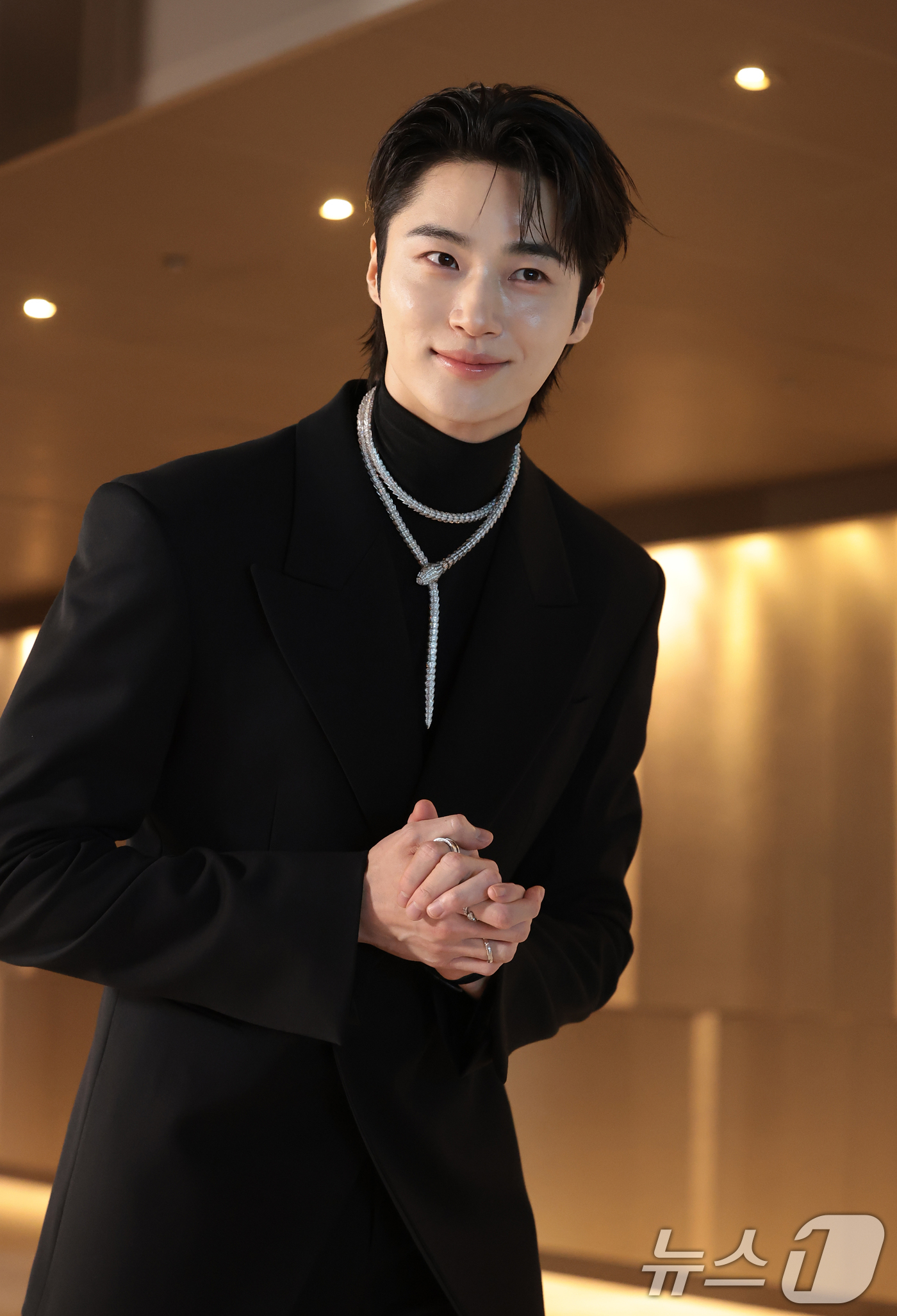 (서울=뉴스1) 권현진 기자 = 배우 변우석이 12일 서울 광진구 비스타 워커힐 서울에서 열린 한 주얼리 포토 행사에 참석하고 있다. 2026.5.12/뉴스1