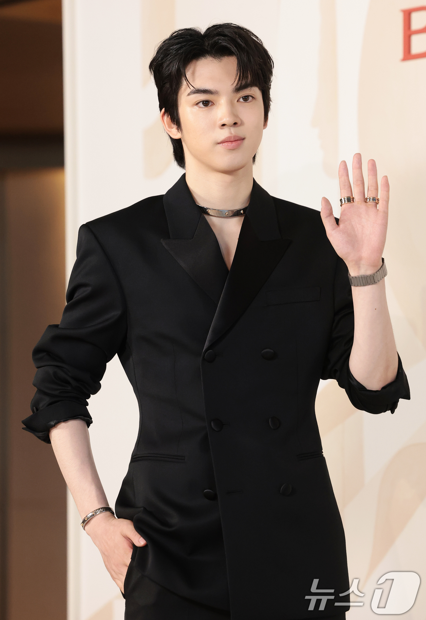 (서울=뉴스1) 권현진 기자 = 피겨스케이팅 선수 차준한이 12일 서울 광진구 비스타 워커힐 서울에서 열린 한 주얼리 포토 행사에 참석해 포즈를 취하고 있다. 2026.5.12/뉴 …