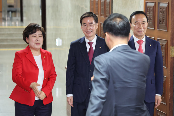 조배숙·조경태·박덕흠 '후반기 국회부의장 경쟁'