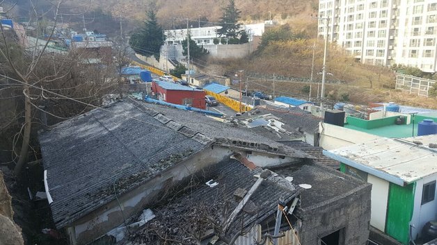 세정나눔재단, 8년간 석면 지붕 개량에 누적 2억 지원